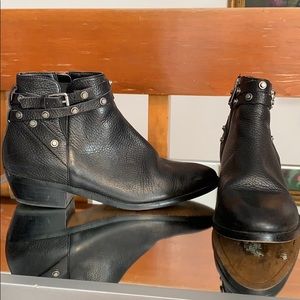 Halogen Black Ankle Boots